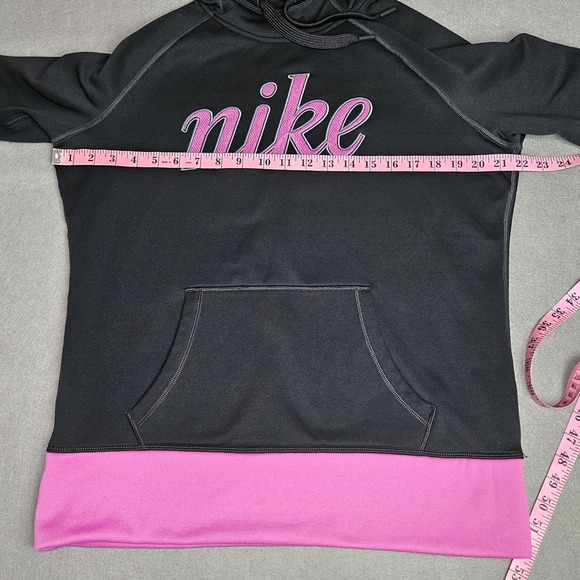 Nike Therma-Fit Hoodie Women's Sz L Pullover Thumb Holes Big Logo Black Fuchsia - Picture 7 of 11
